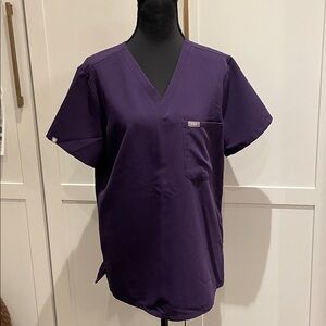 FIGS Eggplant color V-Neck one pocket technical collection Scrub Top size M